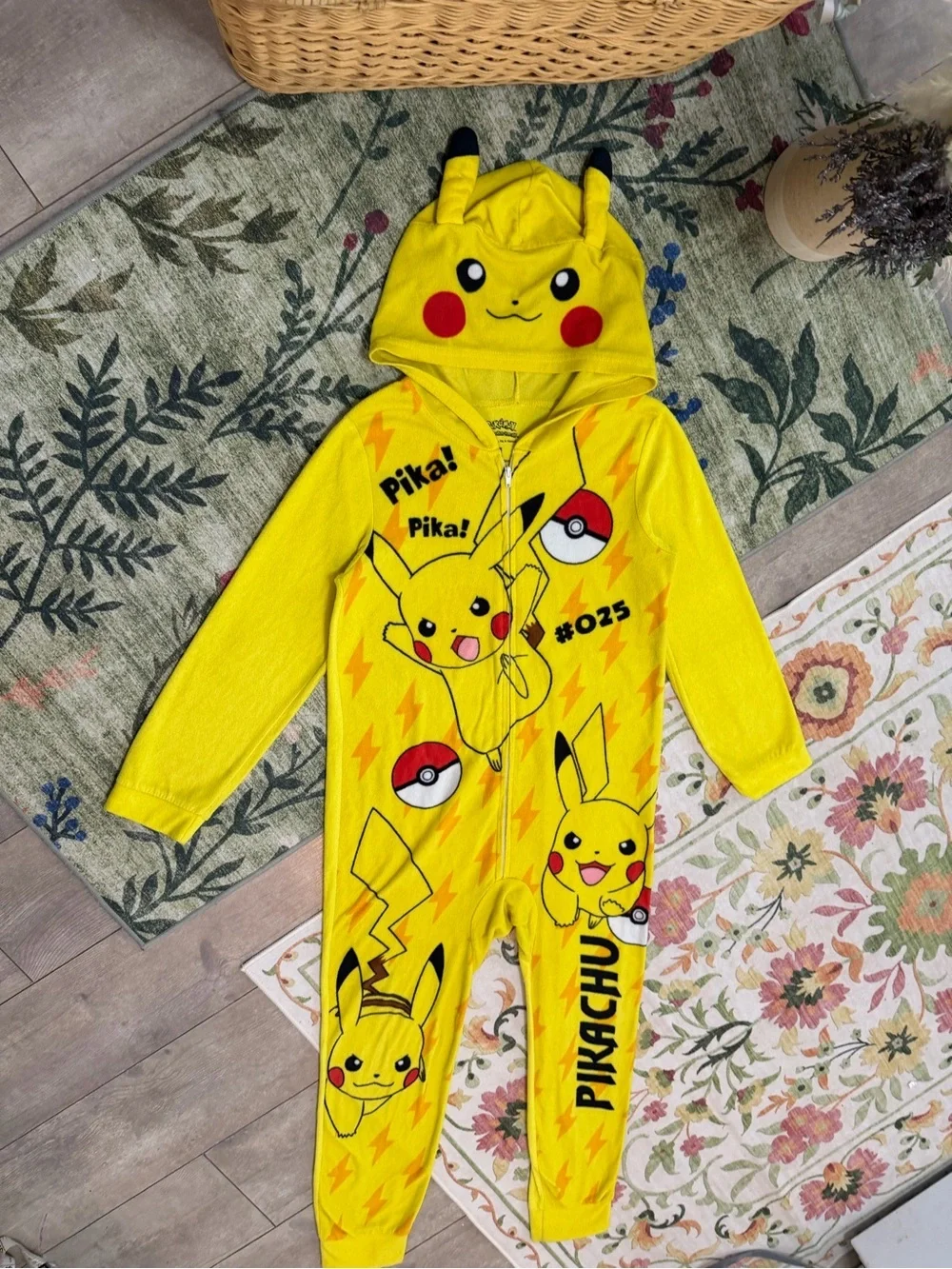 Pokemon boys pikachu